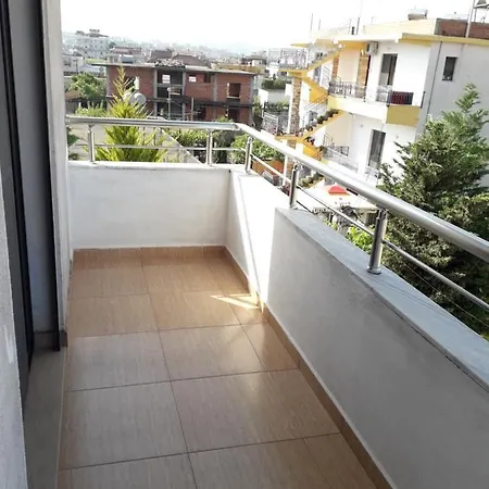 Vila Aliaj For 2 With Private Balcony And Garden View *